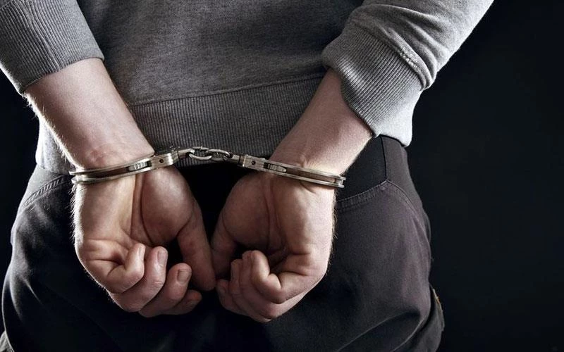 Επεισοδιακή σύλληψη άγριας συμμορίας Αλγερινών «προσφύγων» στο κέντρο της Αθήνας